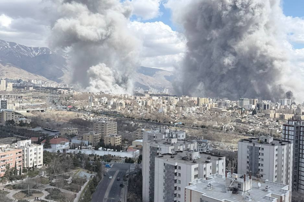 آکسیوس: حمله قرار بود یک هفته زودتر انجام شود اما بهدلیل وضعیت جوی به تعویق افتاد