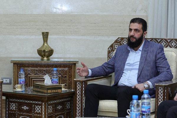 Europeans open talks with new Syrian leadership, dispatching diplomats to Damascus