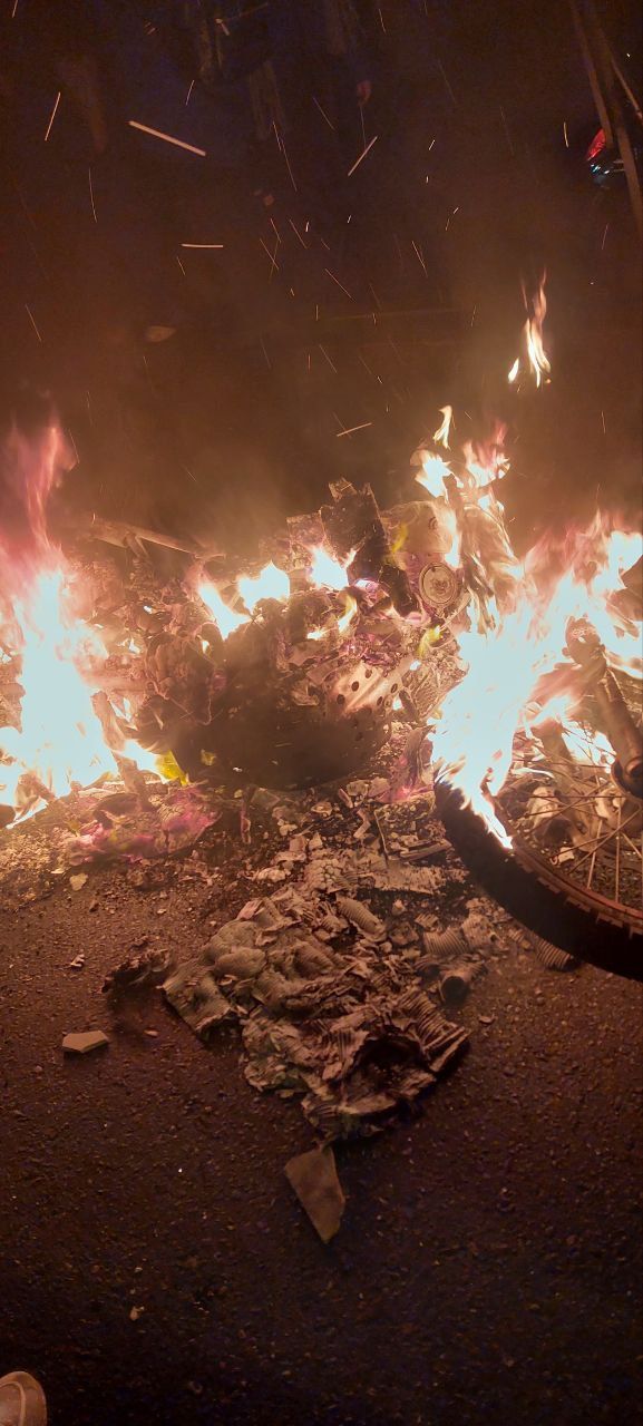 پیام مخاطبان: جمهوری اسلامی برنامه کاری کادر درمان را برای اعتراضات تغییر داده است