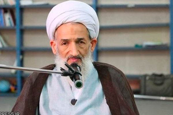 نماینده خامنهای در مازندران: به بازرسان آژانس اجازه بازرسی از مراکز اتمی را ندهید