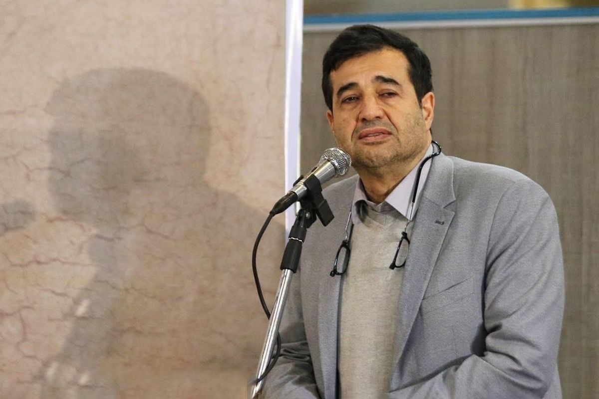 دنیامالی، وزیر ورزش: باشگاه تنیس استقلال، کمپ تیم‌های ملی است، دولت اجازه واگذاری نمی‌دهد