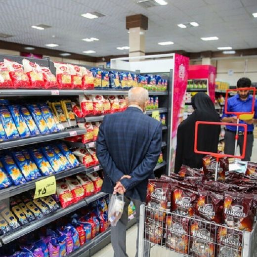 مسؤول إيراني: شراء الطعام بالتقسيط أصبح مألوفا.. ورحلات النوروز تراجعت 50 في المائة