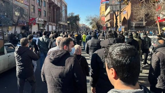 موقع أميركي: إيران على حافة "السيناريو السوفياتي".. ما بين تفكك محتمل وصراع على السلطة