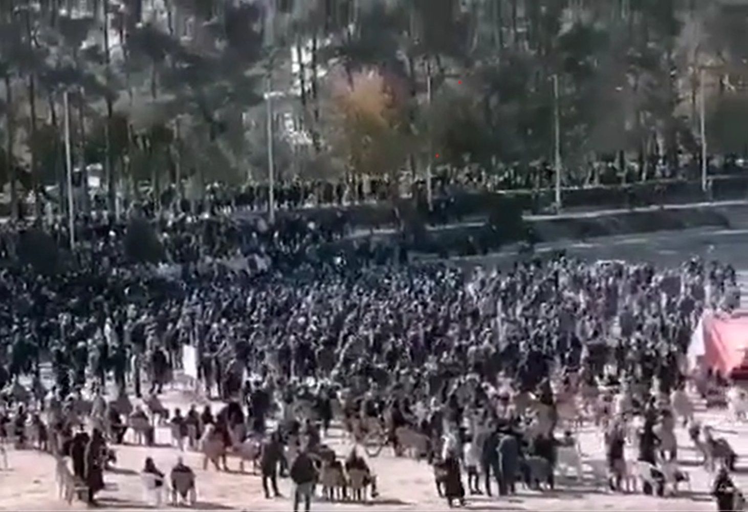 Protestors Pitch Tents In Dry Esfahan River As Iran’s Water Woes Continue
