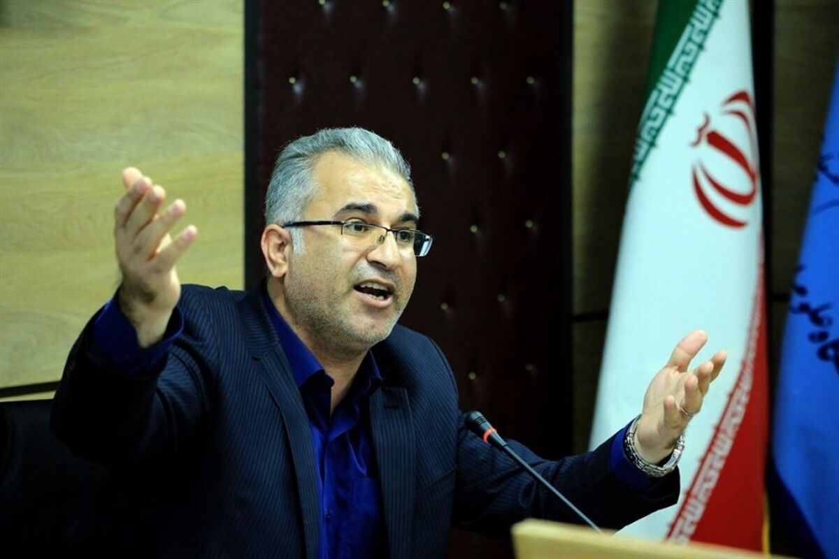 نامه دوم مصطفی مهرآیین به خامنه‌ای: چرا تصور می‌کنید در مرکز عالم هستید؟