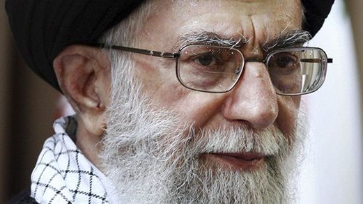 خامنهای: هیچ محدودیتی برای حضور زنان در مشاغل مختلف در ایران وجود ندارد