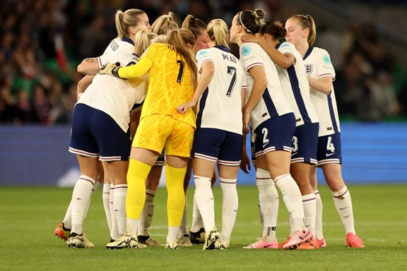 فدراسیون فوتبال انگلستان بازی افراد ترنس در فوتبال زنان را ممنوع کرد