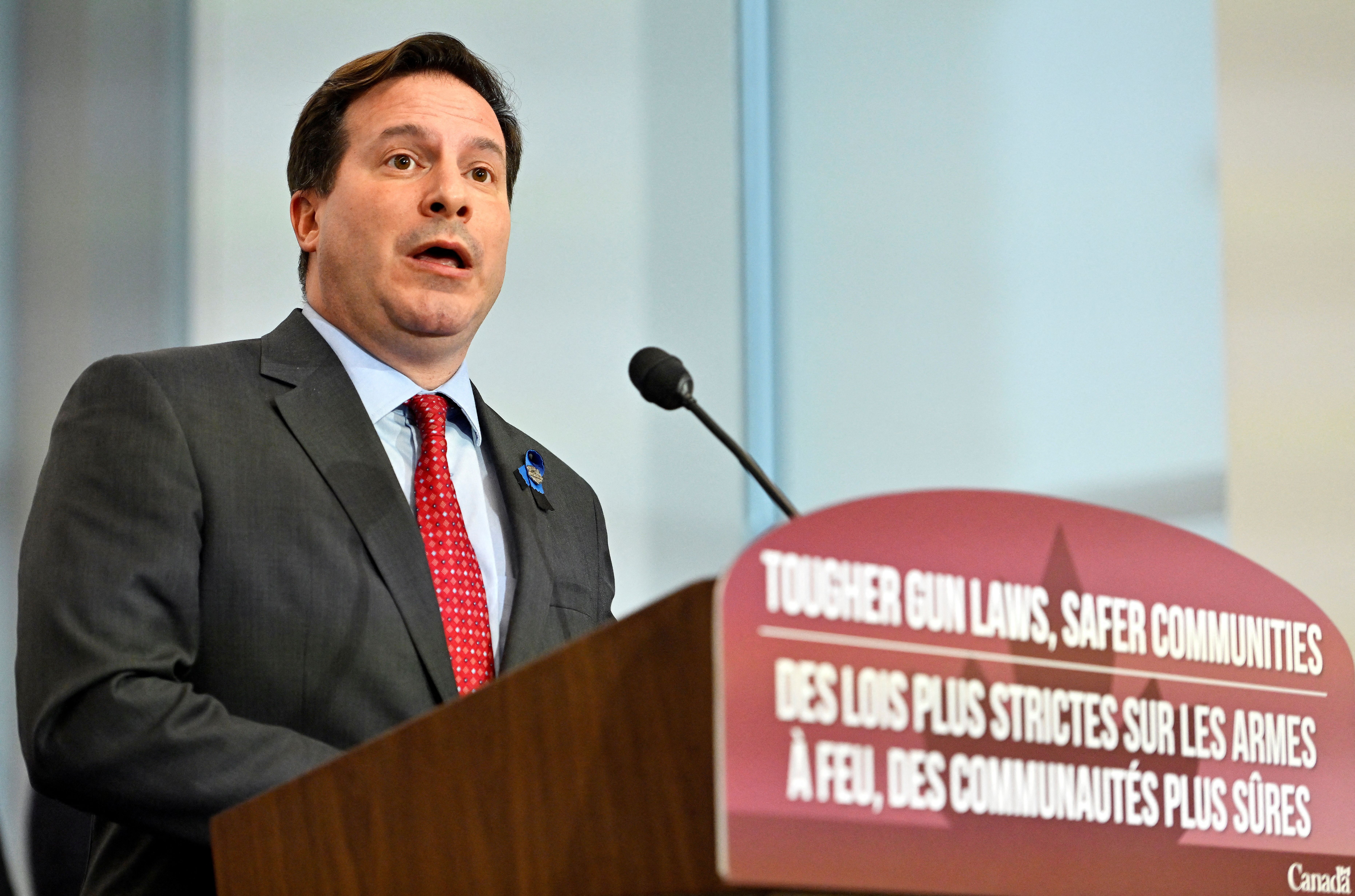 وزیر ایمنی عمومی کانادا: مقام‌های ارشد جمهوری اسلامی رسما از ورود به کانادا منع شده‌اند