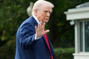 ترامپ: تعرفه ۱۰۰ درصدی بر چین پایدار نیست، با شی جینپینگ ملاقات میکنم