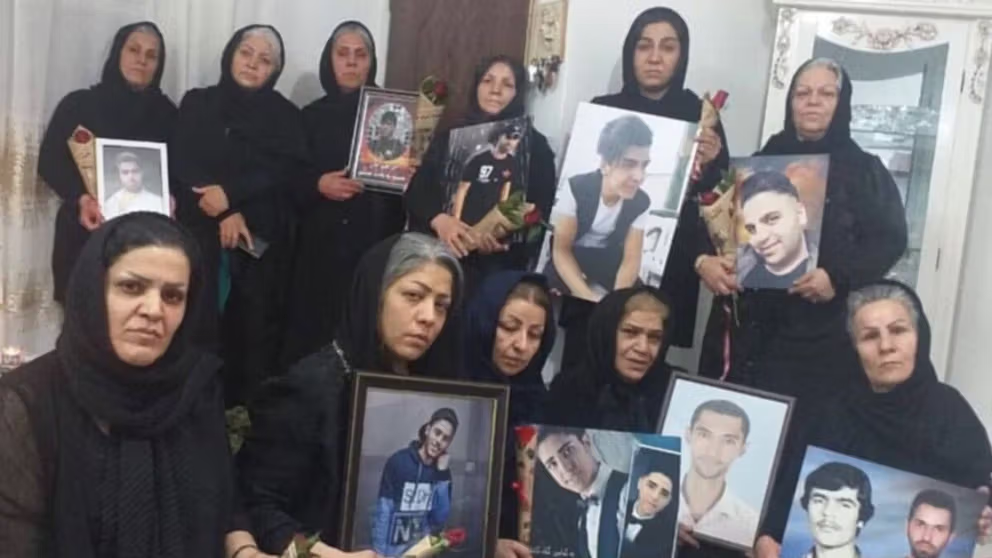 مادران دادخواه؛ پیوند نسل‌ها در مسیر عدالت‌خواهی از خاوران تا آبان ۹۸