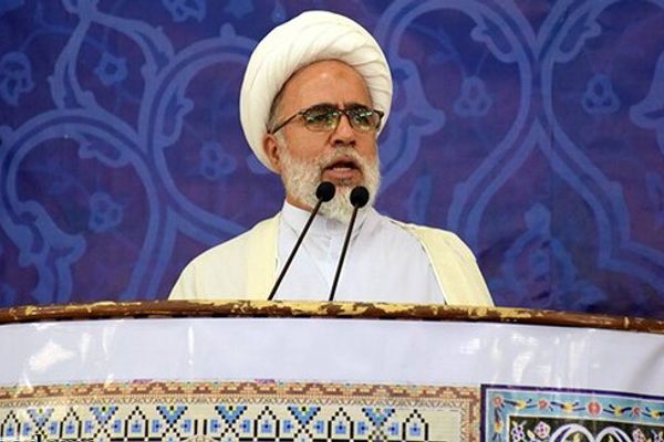 امامجمعه میبد: دشمن میخواهد جامعه ایران را به قبل از انقلاب برگرداند