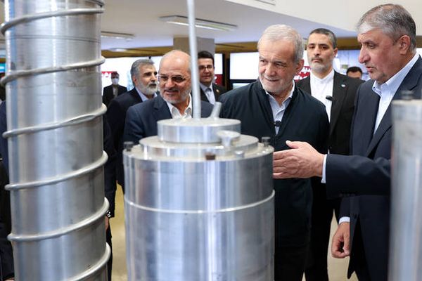 نیویورکتایمز: جمهوری اسلامی در به درازا کشاندن مذاکرات هستهای مهارت دارد