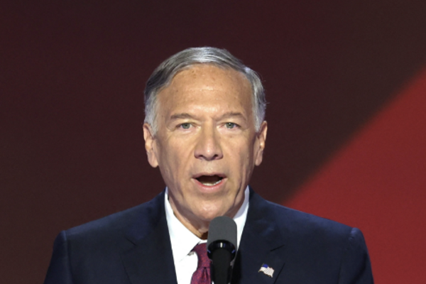 مایک پمپئو: زمان برای آیتالله و رژیم خونآلودش رو به پایان است