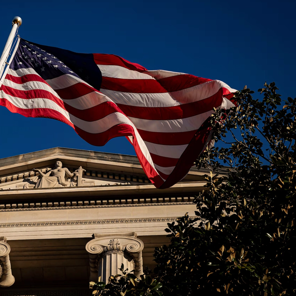 آمریکا یک فرد ایرانی-آمریکایی را به اتهام صادرات قطعات هواپیما به ایران بازداشت کرد