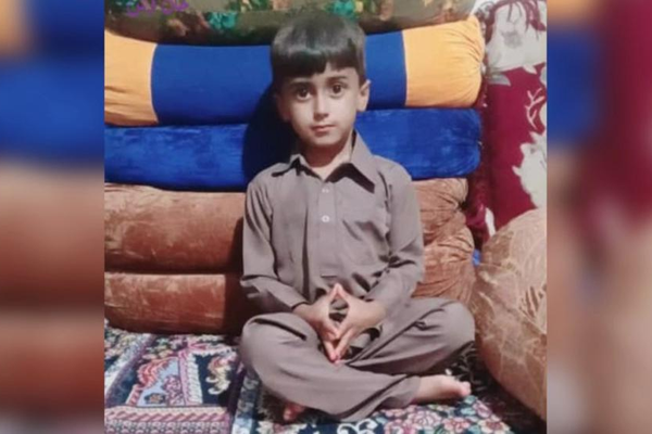 قضية مقتل الطفل البلوشي.. القضاء يبرئ المدانين في الوثائق ويعلن العكس