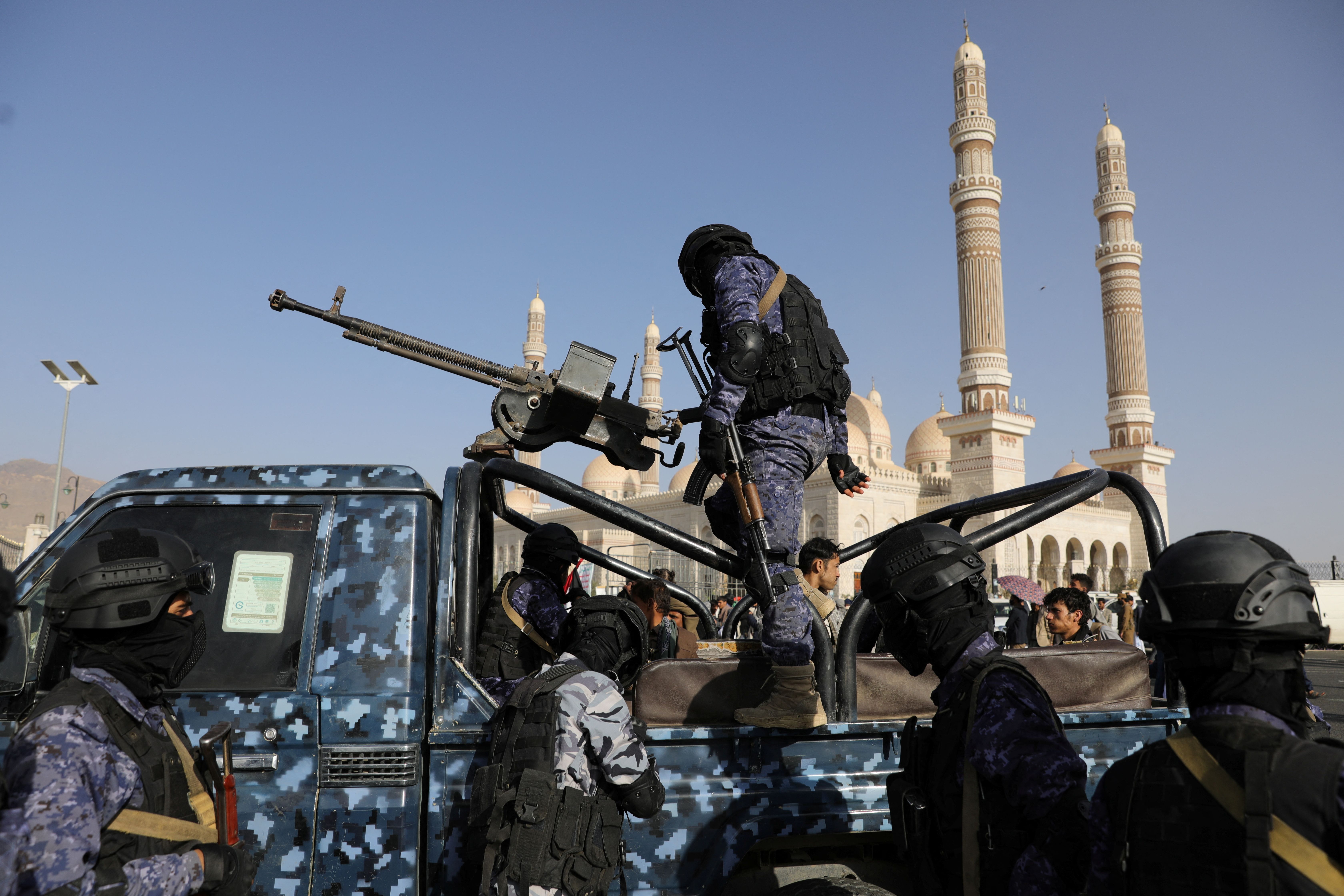 نیروهای حوثی‌های یمن در صنعا، ۲۶ بهمن