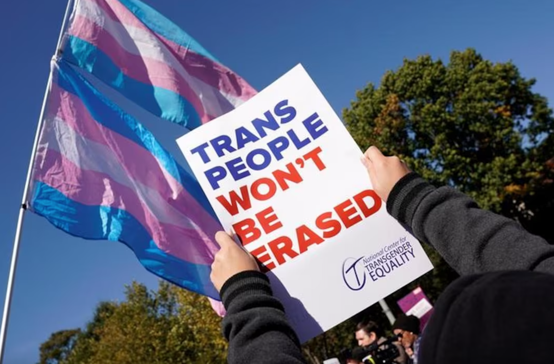 شش عضو ترنس ارتش آمریکا دستور ترامپ علیه افراد تراجنسیتی را به دادگاه کشاندند 