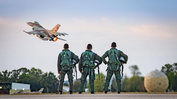 بينهم جندي بسلاح الجو.. إسرائيل تعتقل ثلاثة من مواطنيها بتهمة التجسس لصالح إيران