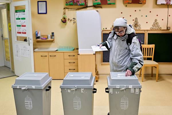 انتخابات سرنوشتساز در مجارستان؛ آیا حضور ۱۶ ساله اوربان در قدرت پایان مییابد؟