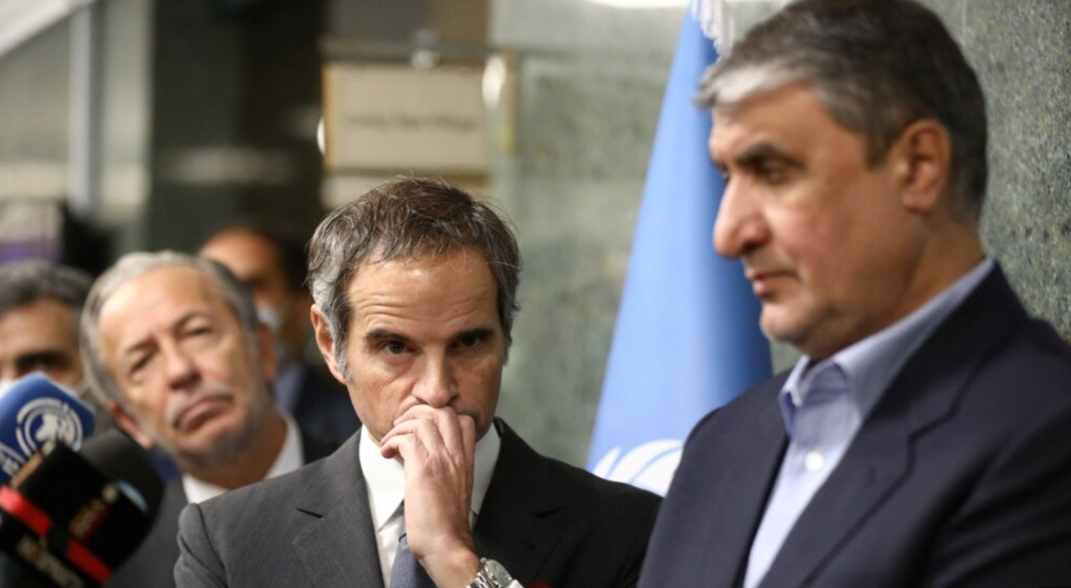 IAEA Director-General Rafael Grossi and the head of Iran's Atomic Energy Organization Mohammad Eslami,Tehran, March 2022.