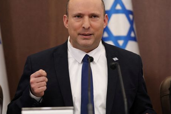 نخستوزیر پیشین اسرائیل: مردم ایران تنها نیستید