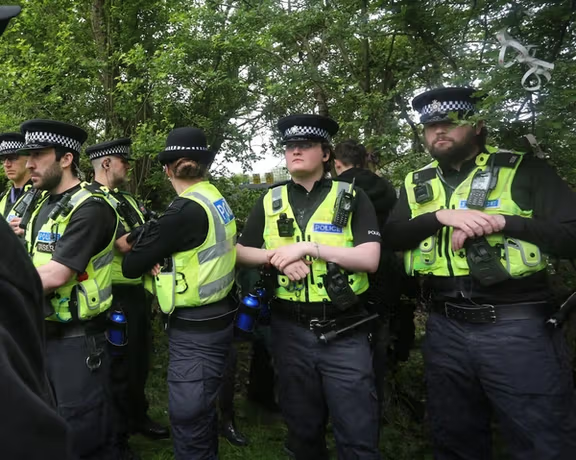 یک عضو پارلمان بریتانیا خواستار برخورد با عوامل جمهوری اسلامی در این کشور شد