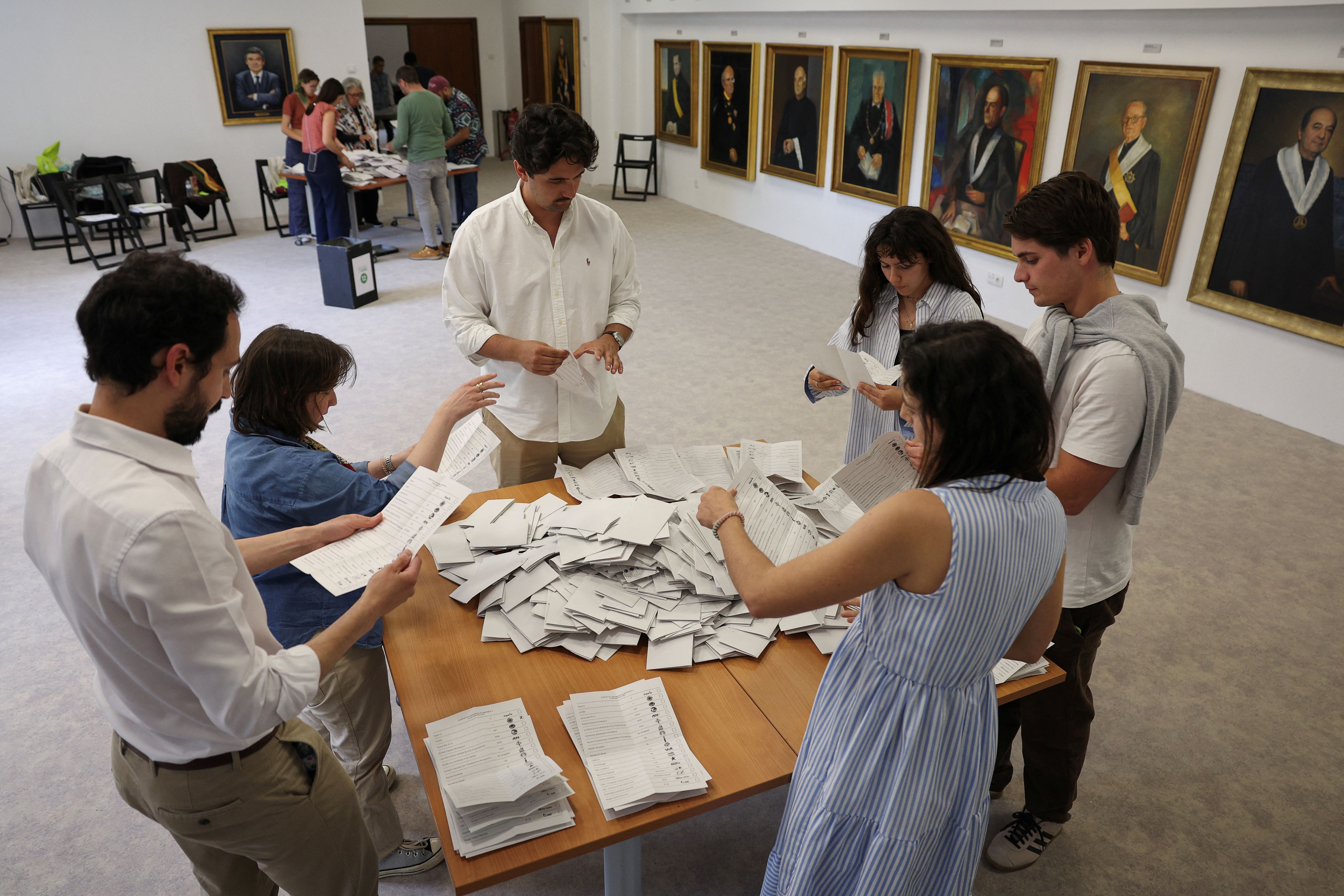 حزب میانه‌رو حاکم در پرتغال در انتخابات سراسری پیروز شد