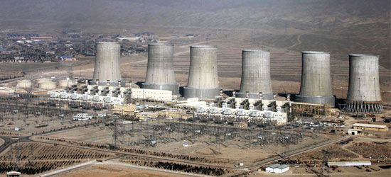 نیروگاه دماوند در نیروگاه‌های خصوصی طبقه‌بندی می‌شود. این نیروگاه متعلق به بنیاد شهید است 