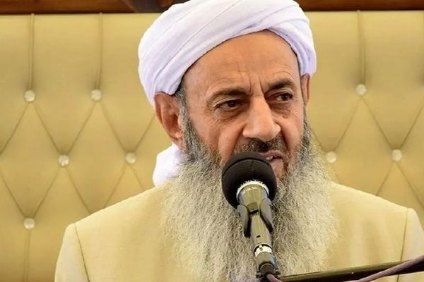 زعيم أهل السُّنَّة في إيران يطالب بمحاسبة المسؤولين الضالعين في "إسقاط الطائرة الأوكرانية"