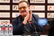 دفاع مالک تراکتور از فحاشی خداداد عزیزی: از روی عصبانیت بود، باید خودتان را اصلاح کنید!