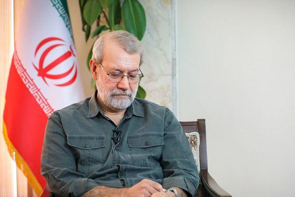 لاريجاني يؤكد استمرار دعم إيران لقوى "المقاومة" وحزب الله