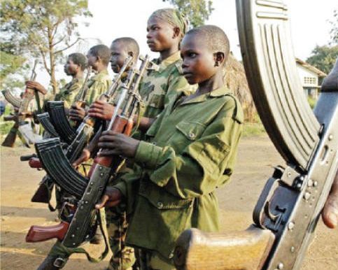 سازمان ملل: در سال ۲۰۲۰ بیش از دو هزار و ۷۰۰ کودکسرباز در جنگها کشته شدند