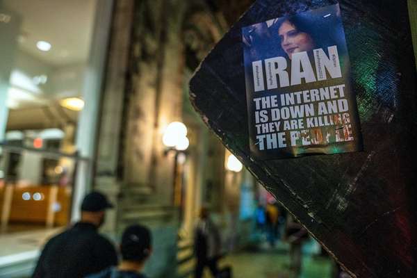 US Codifies Sanctions Exemption to Help Iranians Access Internet