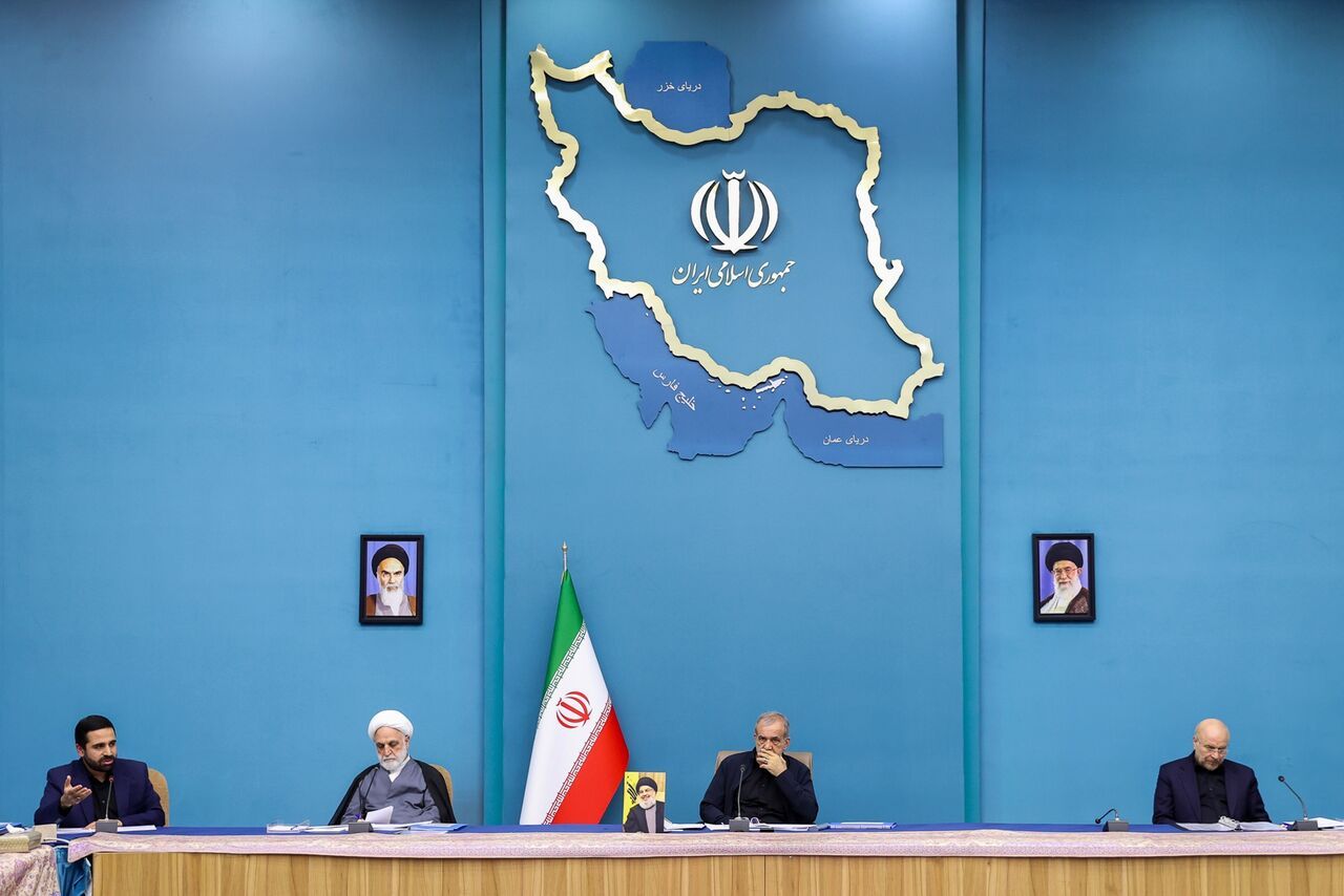 President Masoud Pezeshkian (center), Parliament Speaker Mohammad Bagher Ghalibaf (right), and Judiciary Chief Gholam-Hossein Mohseni-Eje'i during a meeting of Iran's Supreme Council of Cyberspace, December 24, 2024
