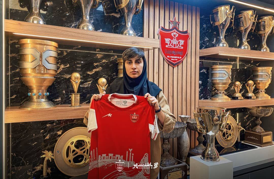 غزاله صالحی‌پور، لژیونر فصل گذشته فوتبال زنان ایران، به پرسپولیس پیوست