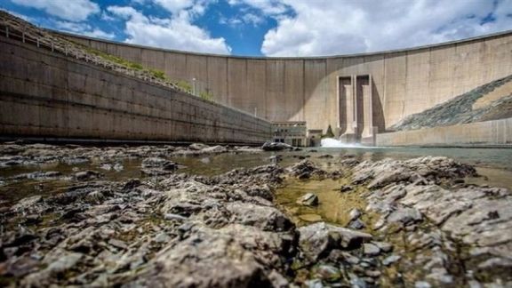 مدیر بهرهبرداری سد و نیروگاههای زایندهرود: ۸۹ درصد مخزن سد زایندهرود خالی است