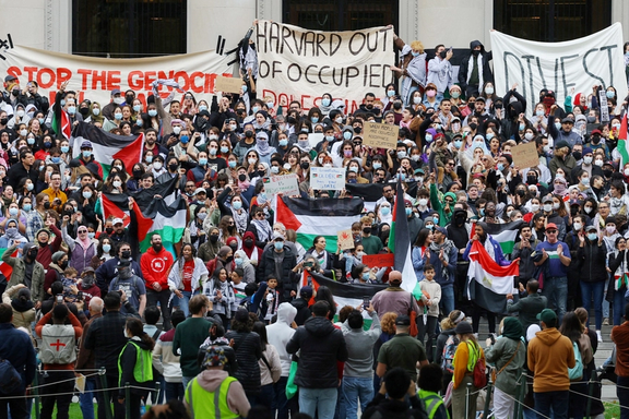 والاستریتژورنال: در چین دانشگاه هاروارد را مدرسه حزب کمونیست میدانند