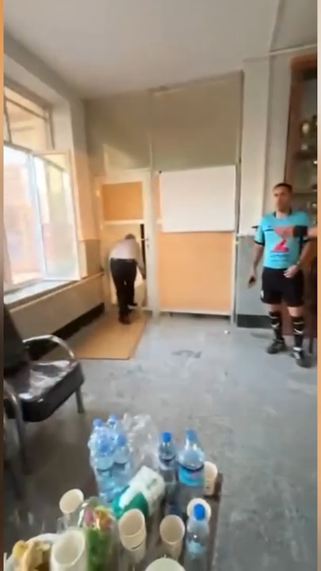 سرقت ۵۰۰ میلیونی از داوران در بازی بعثت - نفت ‌و گاز گچساران در لیگ یک فوتبال ایران