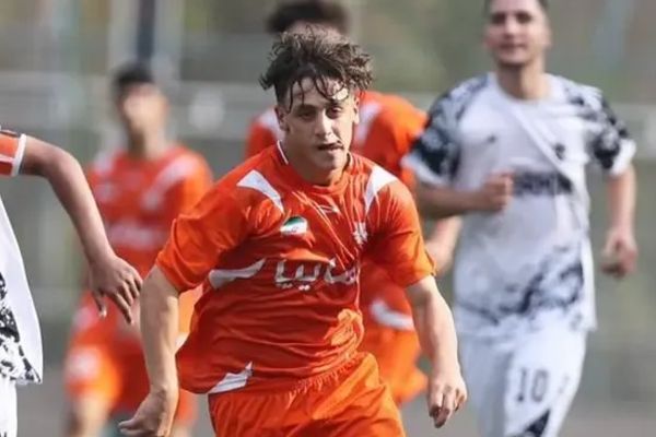 جمهوری اسلامی ریبین مرادی، بازیکن ۱۷ ساله سایپا را با شلیک گلوله کشت