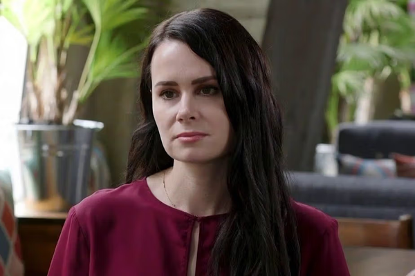 اعتقلتها إيران سابقًا.. باحثة أسترالية ترحب بإدراج الحرس الثوري على قائمة تنظيمات الإرهاب