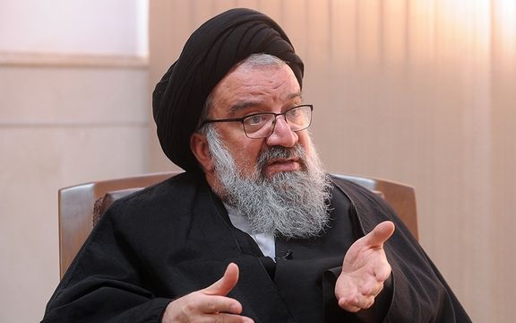 خطيب جمعة طهران: لدينا قضاة سيتولون مكان القاضيين القتيلين.. "وسينتقمون من المجرمين"