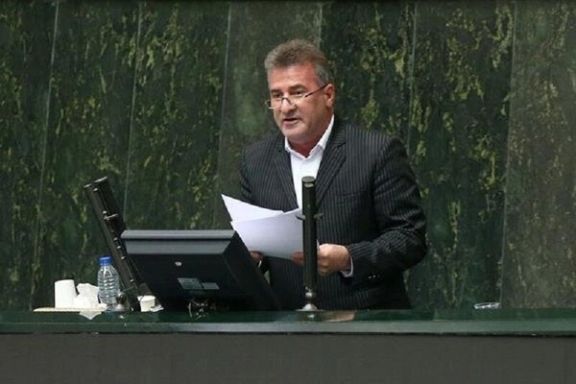 نماینده آمل: انبار کشاورزان پر از برنج است اما کسی نیست بخرد