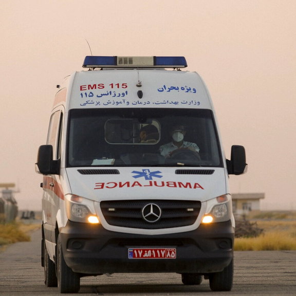 اورژانس بابل: سرنشینان یک خودرو، امدادگران را به بهانه اذیت شدن چشمشان، کتک زدند