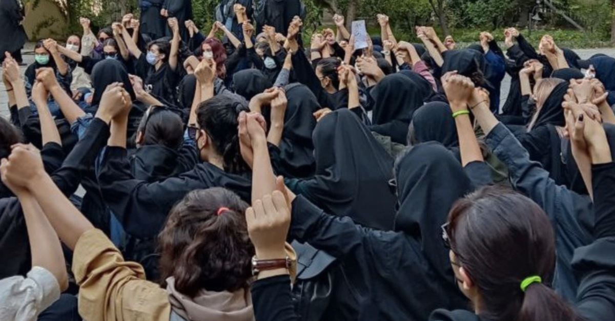 یک نماینده مجلس: ۲۰۰ نفر از بازداشت‌شدگان در استان تهران دانش‌آموز بوده‌اند