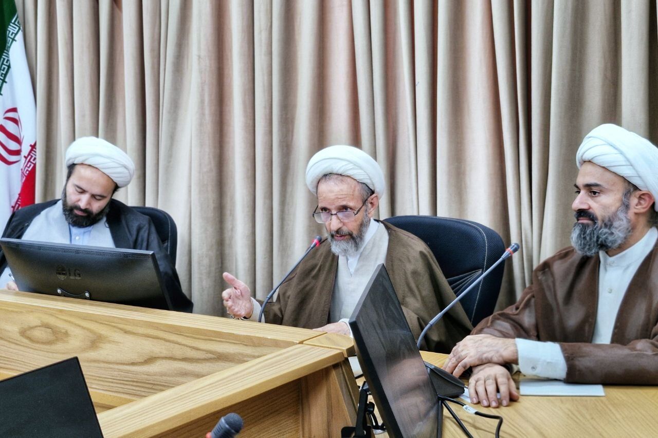 عضو مجلس خبرگان: می‌خواهیم طبق موازین دین مشاوره دهیم