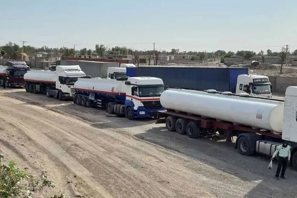 Truckers Join Iran's Expanding Labor Strikes