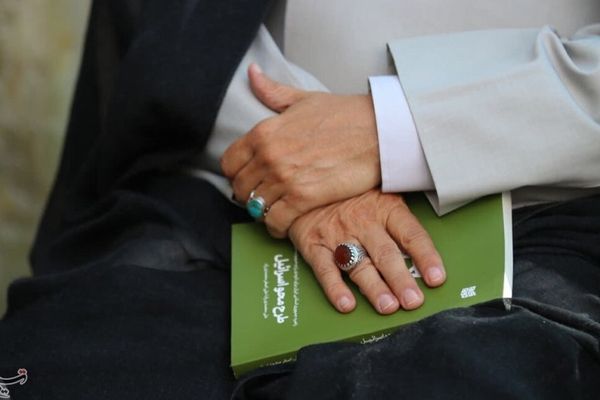 Khamenei aide unveils ‘Israel annihilation plan’ book