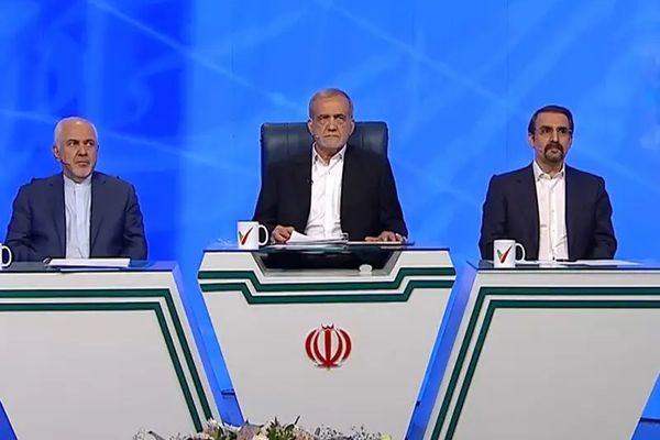 ظريف: سياسة بايدن تجاه إيران تميزت بـ"المرونة".. وانتظروا عودة ترامب لتروا الحقيقة