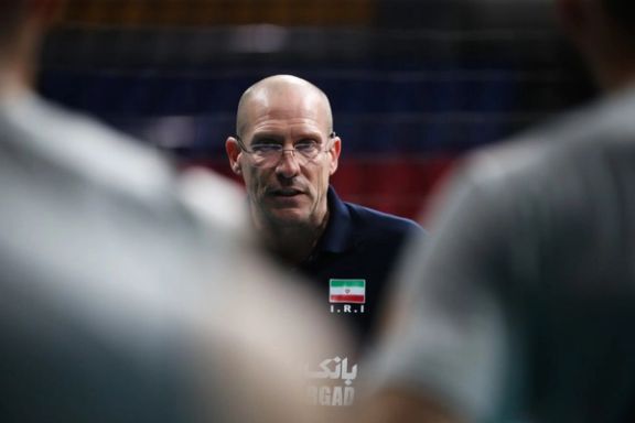 خشم پیاتزا، حتی پس از صعود: بازیکنان زبان والیبال من را نفهمیدهاند، ناامید شدهام!