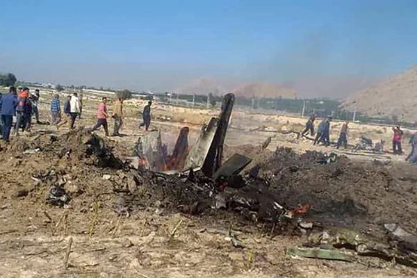 Su-22 Fighter Jet Crashes in Southern Iran, Pilot Survives